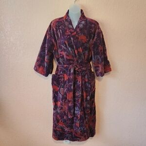Vintage Handmade Lined Purple Floral Velvet Housecoat Robe
